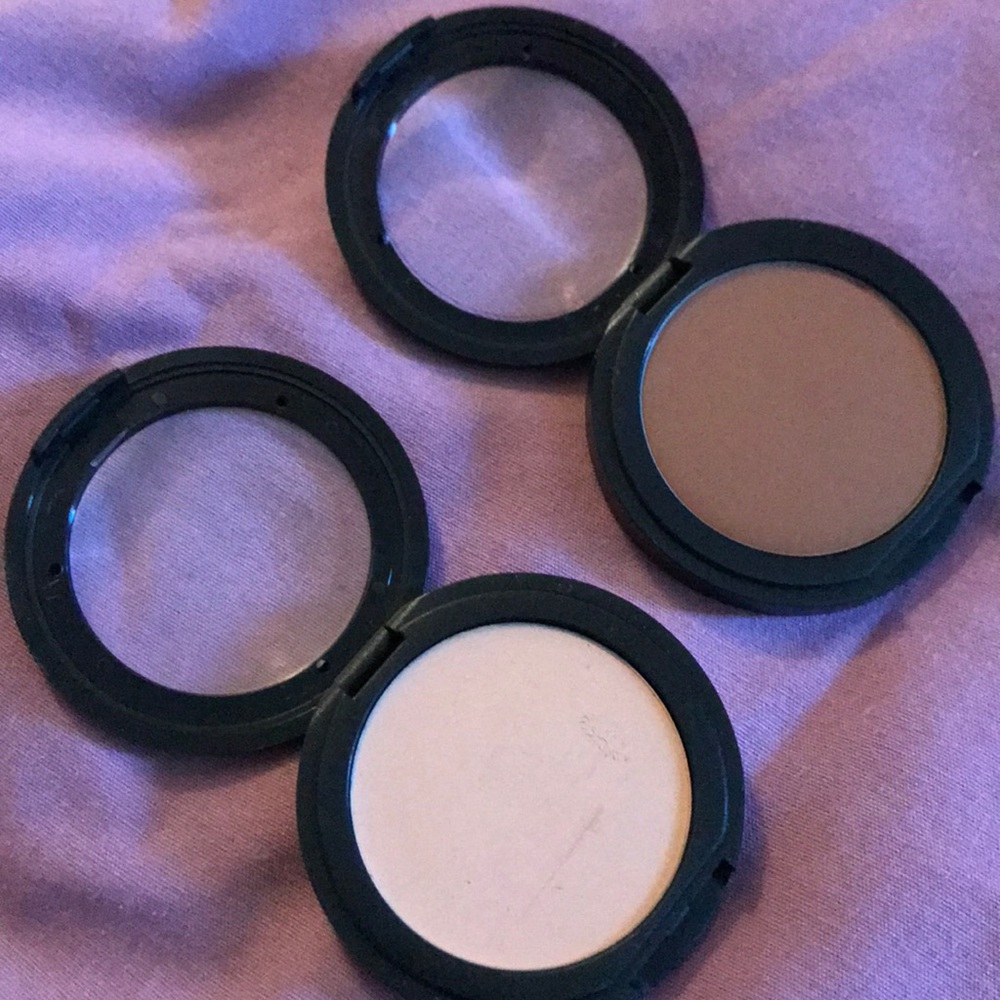 2/$8 4ct. Compact Concealers! 😍
